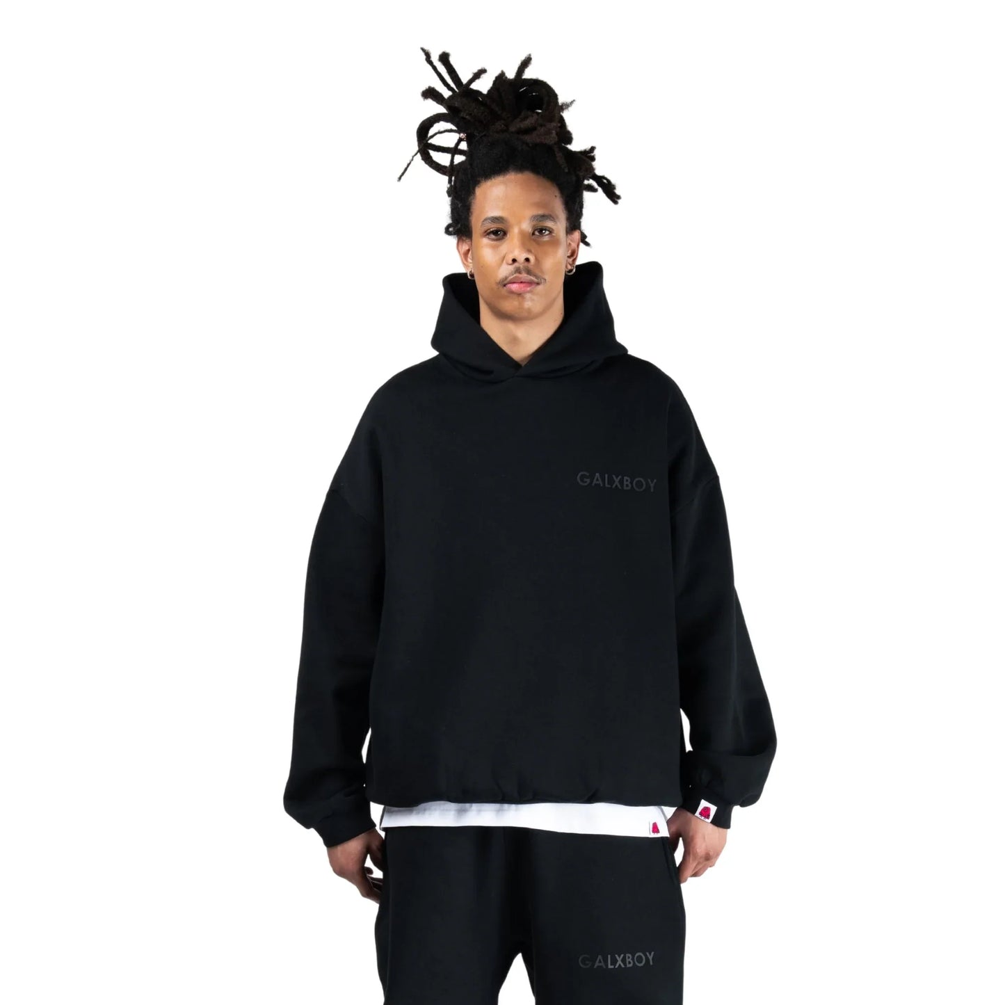 ESSENTIAL HOODIE